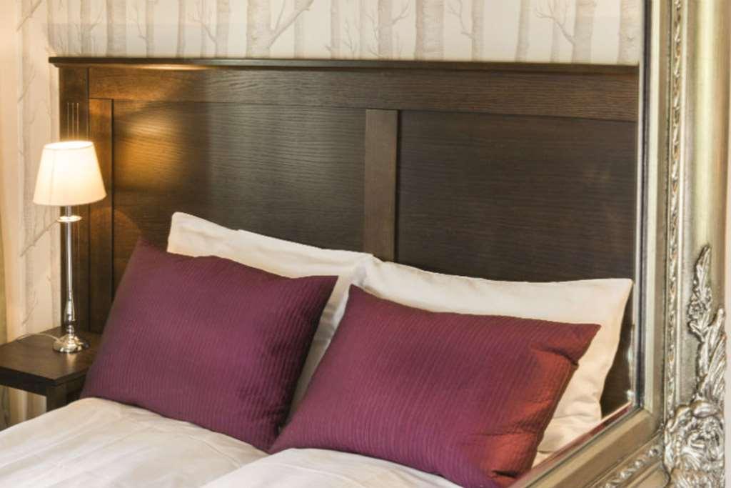 Home Hotel Park Халден Стая снимка