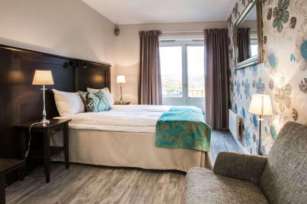 Home Hotel Park Халден Стая снимка